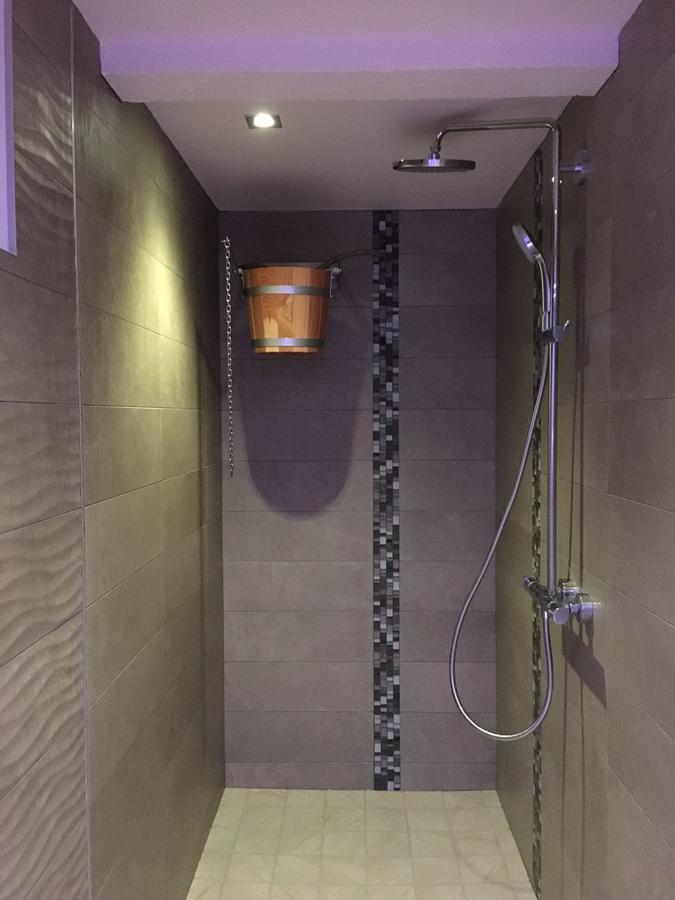 Maison De La Garenne & Spa 반느 외부 사진