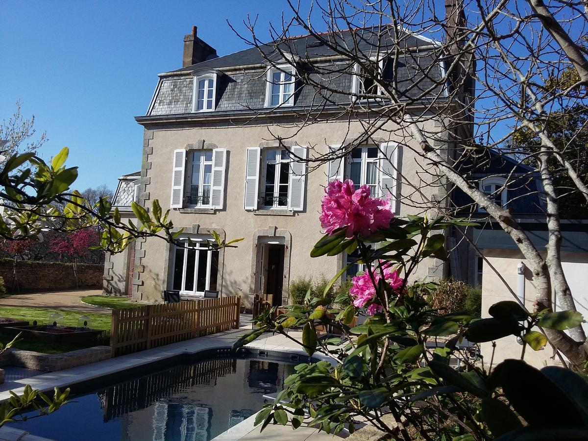 Maison De La Garenne & Spa 반느 외부 사진