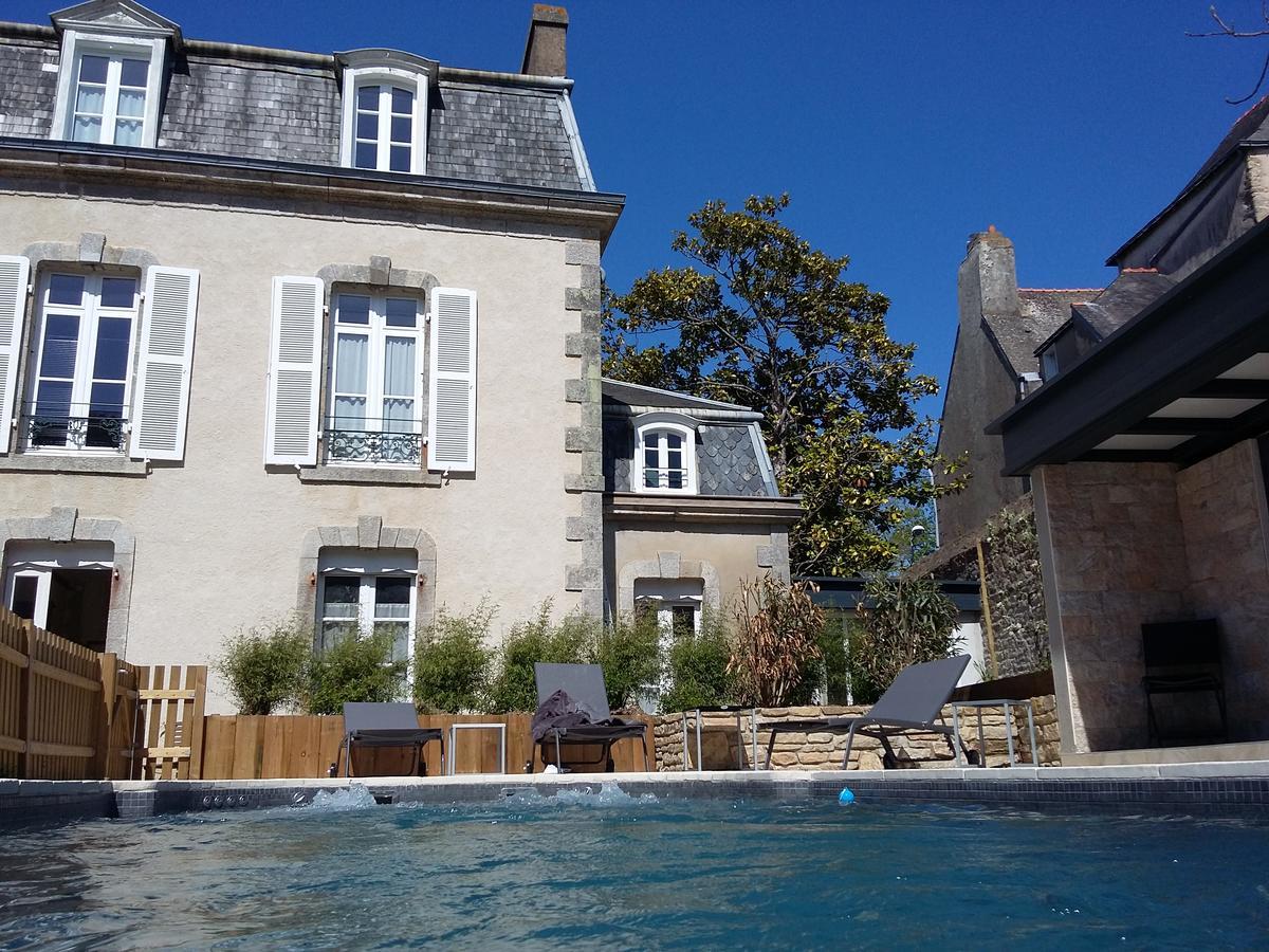Maison De La Garenne & Spa 반느 외부 사진