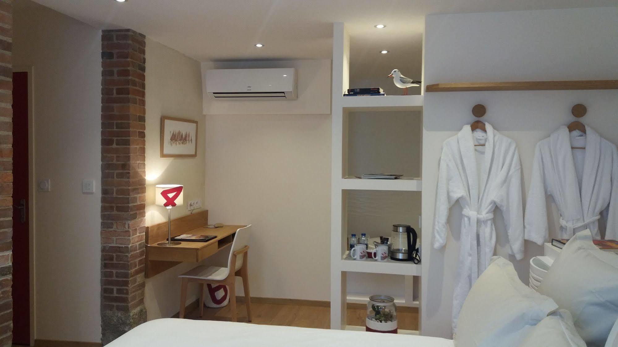 Maison De La Garenne & Spa 반느 외부 사진